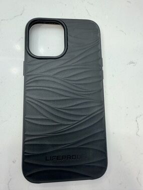 LifeProof Black Wave-Pattern Protective Phone Case